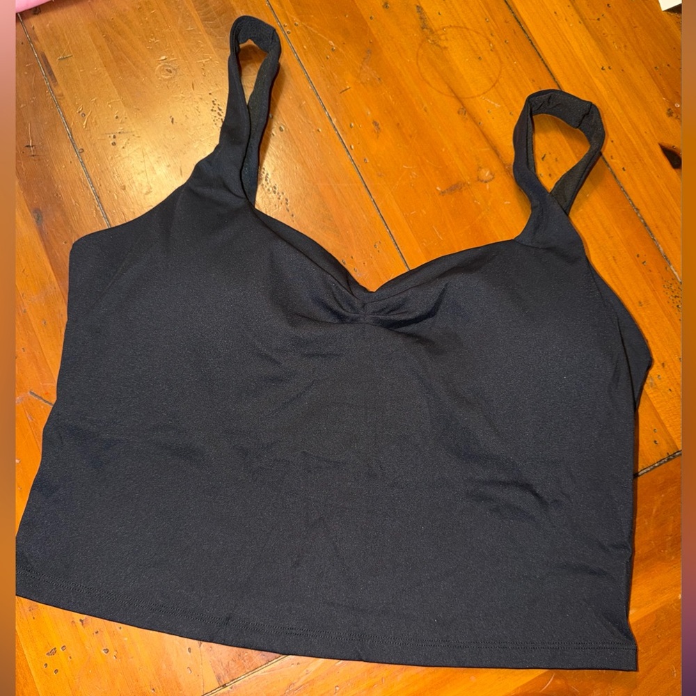 NEW NWOT XL Black Women's Athletic Top. Running Girl.